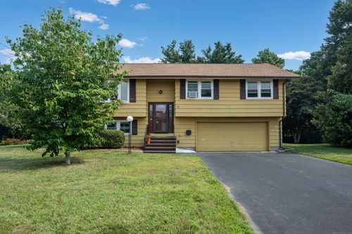126 Belridge Rd, New Britain, CT, 06053-1008 | Card Image