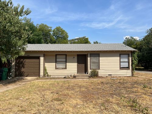 1219 Knight St, Denton, TX, 76205-6975 | Card Image