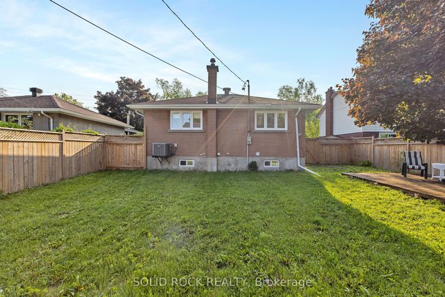 1229 Erindale Dr, House other with 4 bedrooms, 2 bathrooms and 3 parking in Ottawa ON | Image 38