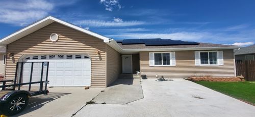 1527 Loch Tay Blvd, Rawlins, WY, 82301-4146 | Card Image