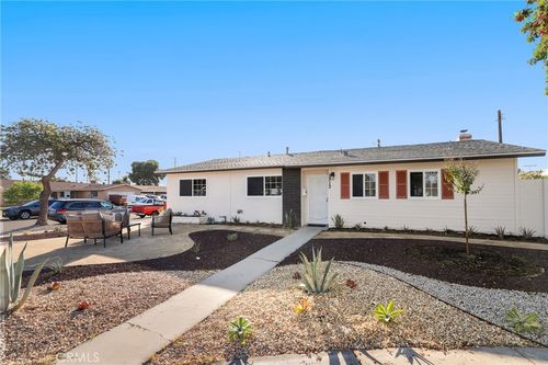 1313 N Crestlane Pl, Anaheim, CA, 92805 | Card Image