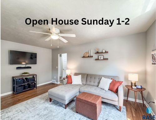 704 S Sneve Ave, Sioux Falls, SD, 57103-2544 | Card Image