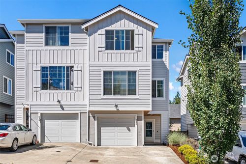 826 Nw Highgarden Dr, Bremerton, WA, 98311-7806 | Card Image