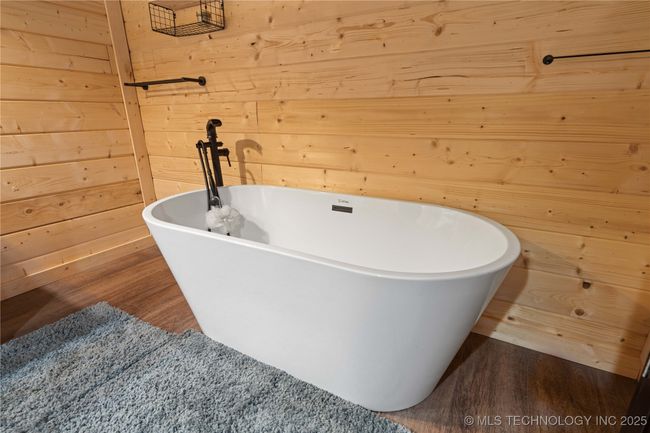 Soaker tub | Image 7