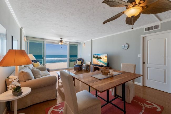 UNIT-204 - 5300 Gulf Dr, Condo with 2 bedrooms, 2 bathrooms and null parking in Holmes Beach FL | Image 10