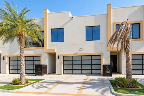 216 Canary Ave, McAllen, TX, 78504-6876 | Card Image