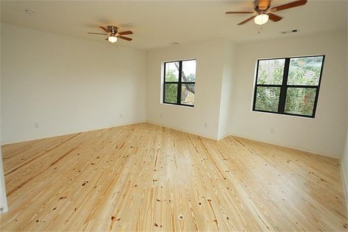 4102 Mckinney St, Houston, TX, 77023-1016 | Card Image