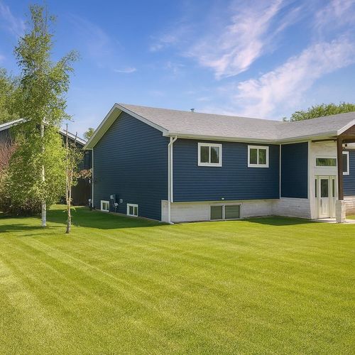 10125 100 Street, Sexsmith, AB, T0H3C0 | Card Image
