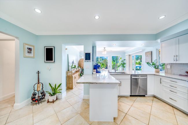 4010 Ne 25 Th Ave, House other with 3 bedrooms, 3 bathrooms and null parking in Lighthouse Point FL | Image 22