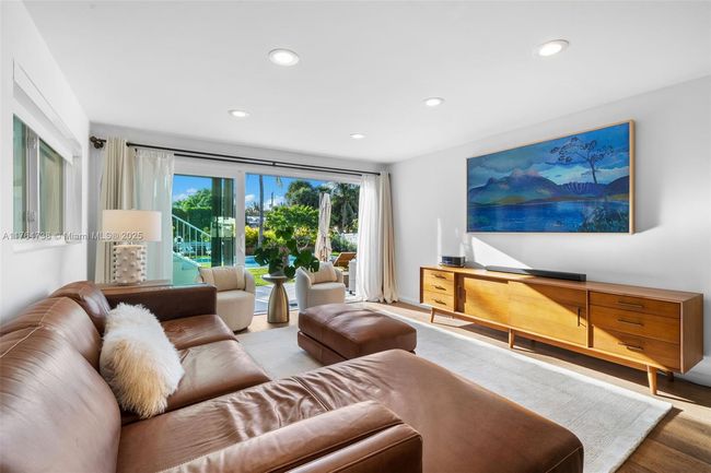 7770 Hawthorne Ave, House other with 4 bedrooms, 3 bathrooms and null parking in Miami Beach FL | Image 6