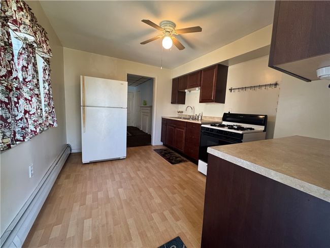 611 E 17 Th Ave, Townhouse with 2 bedrooms, 1 bathrooms and 1 parking in Munhall PA | Image 8