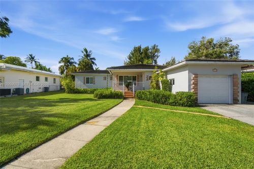 1010 Ne 105th St, Miami Shores, FL, 33138-2106 | Card Image