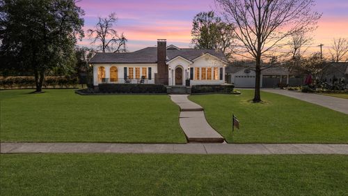 1208 Pine St, Kilgore, TX, 75662-3356 | Card Image