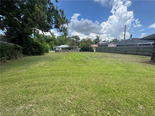 406 Bernard Ave, Ama, LA, 70031-2118 | Card Image