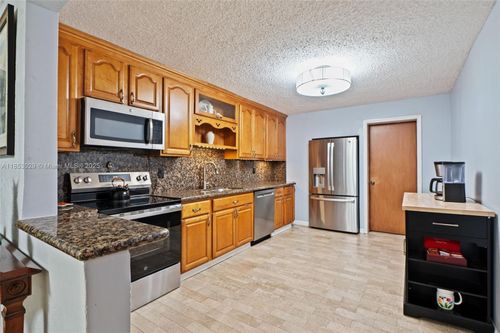 5614 Hope St, Hollywood, FL, 33021-3232 | Card Image