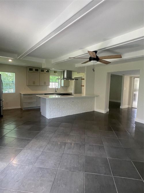 4011 Ebbtide Dr, Houston, TX, 77045-4415 | Card Image