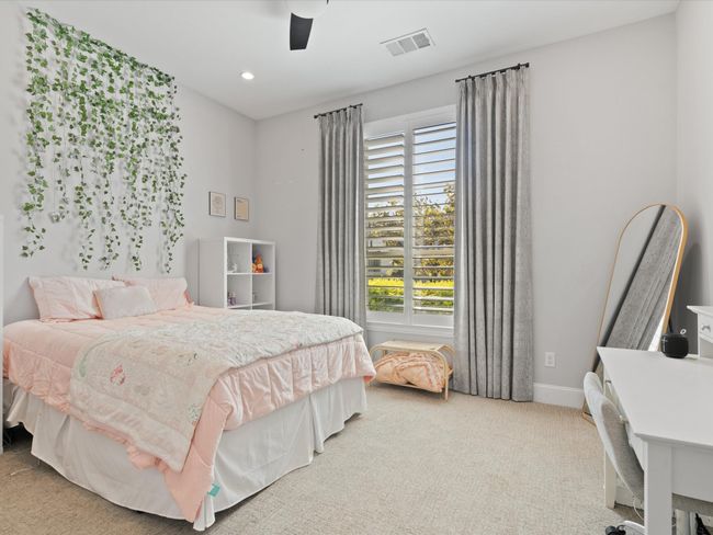 Guest Ensuite at front of the home | Image 29