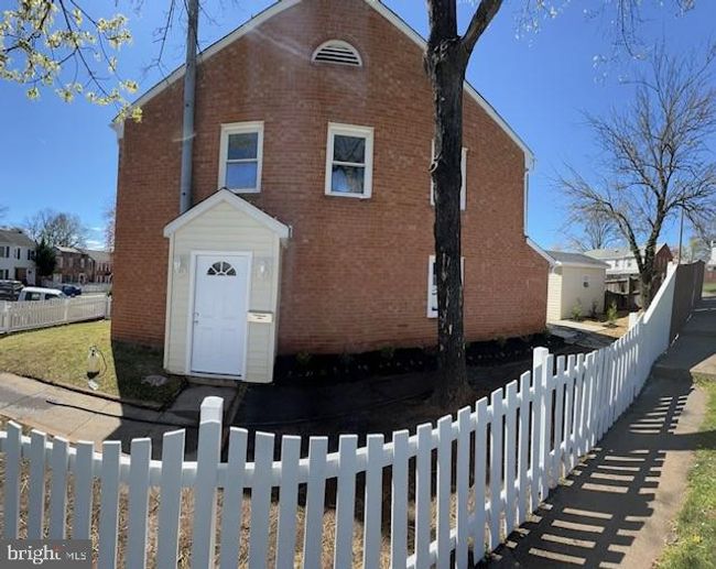 9252 Taney Rd, Townhouse with 3 bedrooms, 2 bathrooms and null parking in MANASSAS VA | Image 10