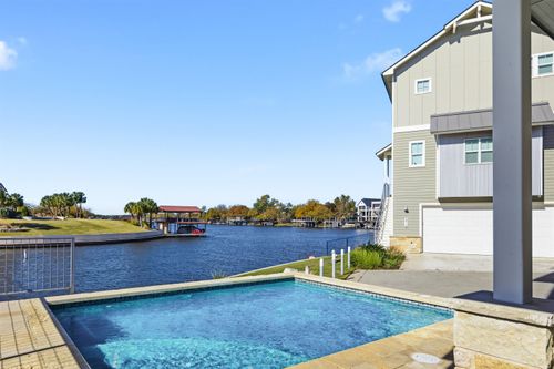 321 Island Cir, Kingsland, TX, 78639-2106 | Card Image