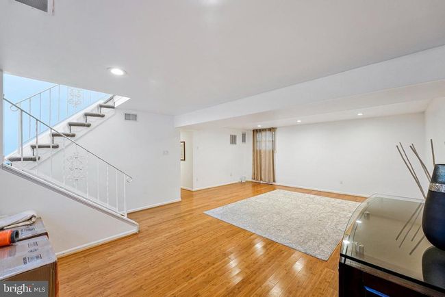 106 N Harrison Rd, House other with 5 bedrooms, 3 bathrooms and null parking in STERLING VA | Image 18