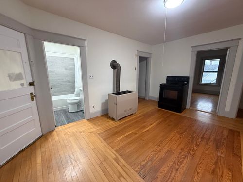 unit-2-59 Bremer St, Manchester, NH, 03102-3290 | Card Image