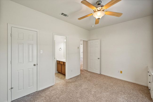 104 Spring Creek Dr, House other with 3 bedrooms, 3 bathrooms and null parking in Waxahachie TX | Image 32
