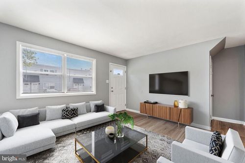 415 Hamilton Ave, Blackwood, NJ, 08012-3097 | Card Image