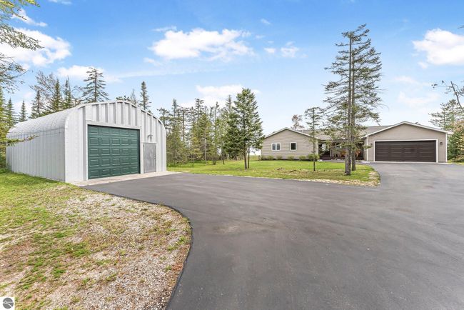 21495 Us Highway 23 N, House other with 2 bedrooms, 2 bathrooms and null parking in Millersburg MI | Image 62
