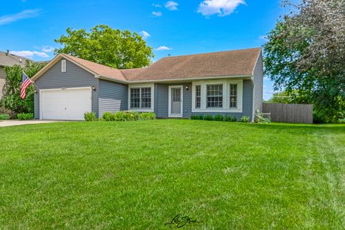 4609 W Glenbrook Trl, Mchenry, IL, 60050-5487 | Card Image