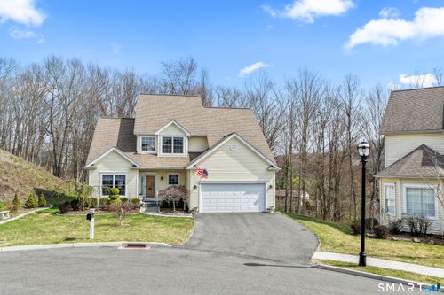 18-18 Spring Ridge Court, Danbury, CT, 06811 | Card Image