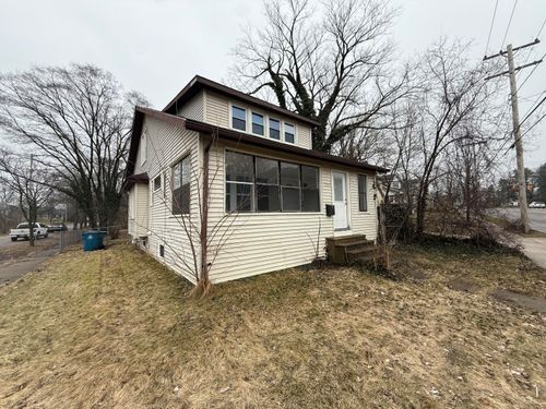 2303 Portage St, Kalamazoo, MI, 49001-3725 | Card Image