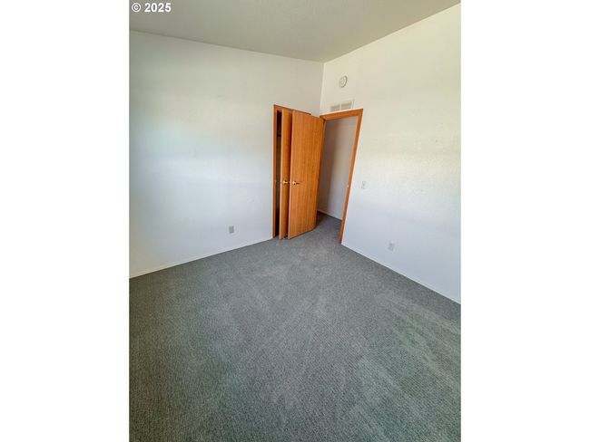 UNIT-13 - 3355 N Delta Hwy, House other with 3 bedrooms, 2 bathrooms and null parking in Eugene OR | Image 23