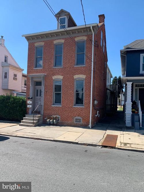 815 Locust St, COLUMBIA, PA, 17512-1389 | Card Image