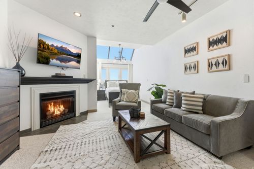 b165-1415 Lowell Ave, Park City, UT, 84060-5116 | Card Image