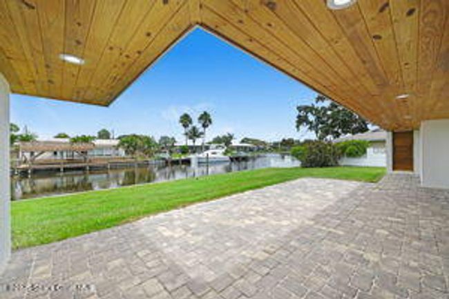 57 Riverview Ln, House other with 3 bedrooms, 2 bathrooms and null parking in Cocoa Beach FL | Image 4
