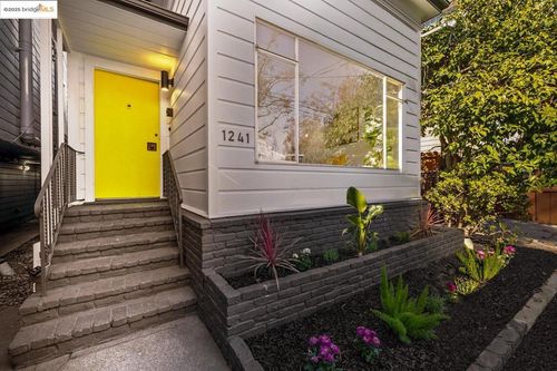 1241 Park Ave, Alameda, CA, 94501-5235 | Card Image