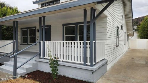 351 Blaine Ave, Fillmore, CA, 93015-1454 | Card Image