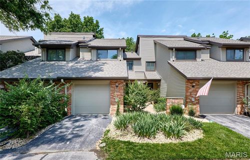 1755 Robin Knoll Ct, Saint Louis, MO, 63146-4215 | Card Image