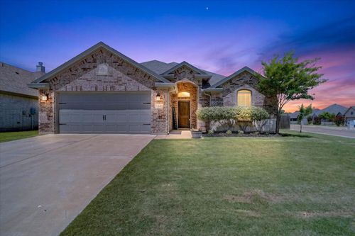 1641 Town Creek Cir, Weatherford, TX, 76086-1127 | Card Image