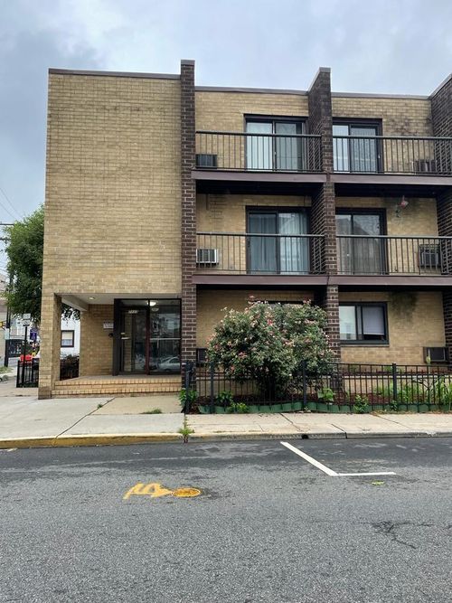 apt-c1-7117 Park Ave, North Bergen, NJ, 07047-5819 | Card Image