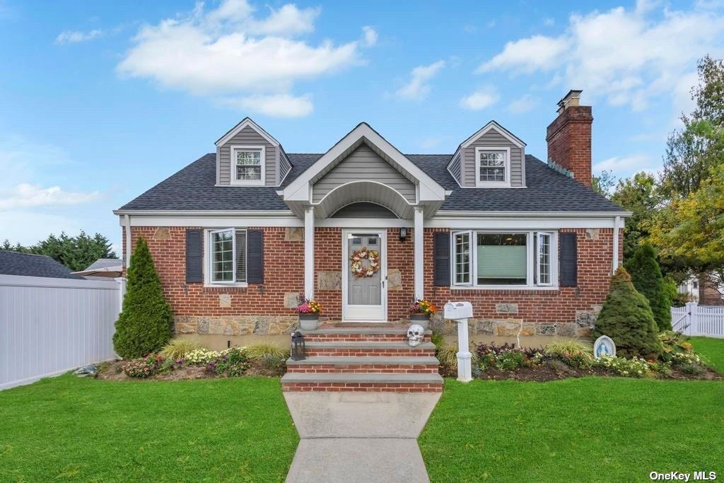 Briggs St, Bellmore, NY 11710