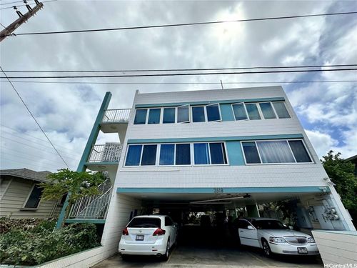 2-2618 Maunawai Pl, Honolulu, HI, 96826-4882 | Card Image