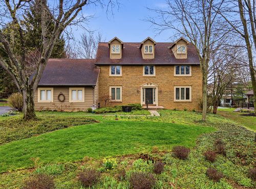 742 Gatehouse Lane, Columbus, OH, 43235 | Card Image