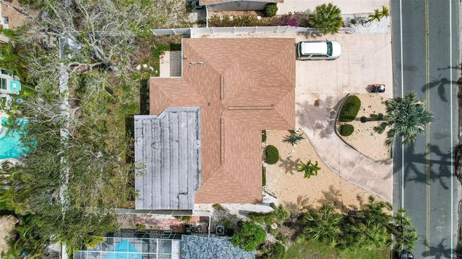 2490 E Vina Del Mar Blvd, House other with 3 bedrooms, 3 bathrooms and null parking in ST PETE BEACH FL | Image 28