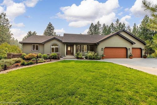 14016 S Short Rd, Cheney, WA, 99004-9555 | Card Image