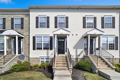 388 Oxford Oak Dr, Blacklick, OH, 43004-8482 | Card Image