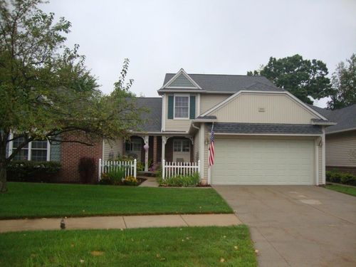 609 Shoreline Drive, Fenton, MI, 48430 | Card Image