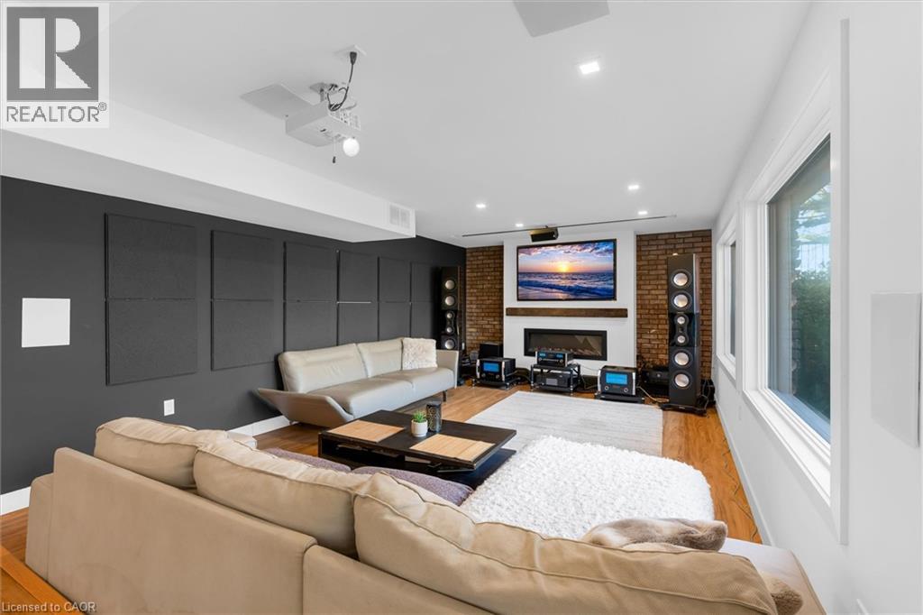 Residential in Stoney Creek 3