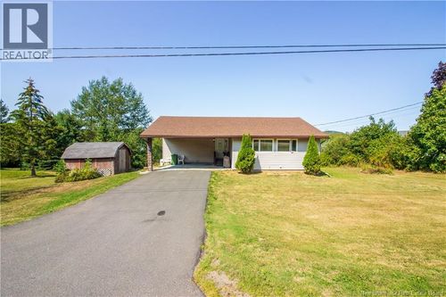 10 George St, Nauwigewauk, NB, E5N6T7 | Card Image