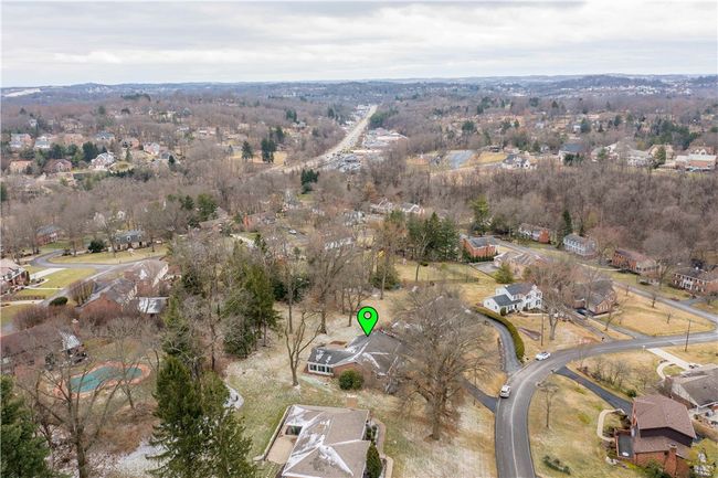 2671 Thorntree Dr, House other with 4 bedrooms, 3 bathrooms and 2 parking in Upper St. Clair PA | Image 48